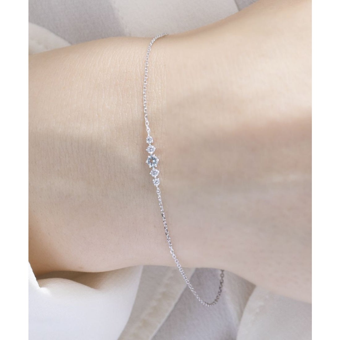 ヨンドシー 4℃ K10ホワイトゴールド ブレスレット （ホワイトゴールド