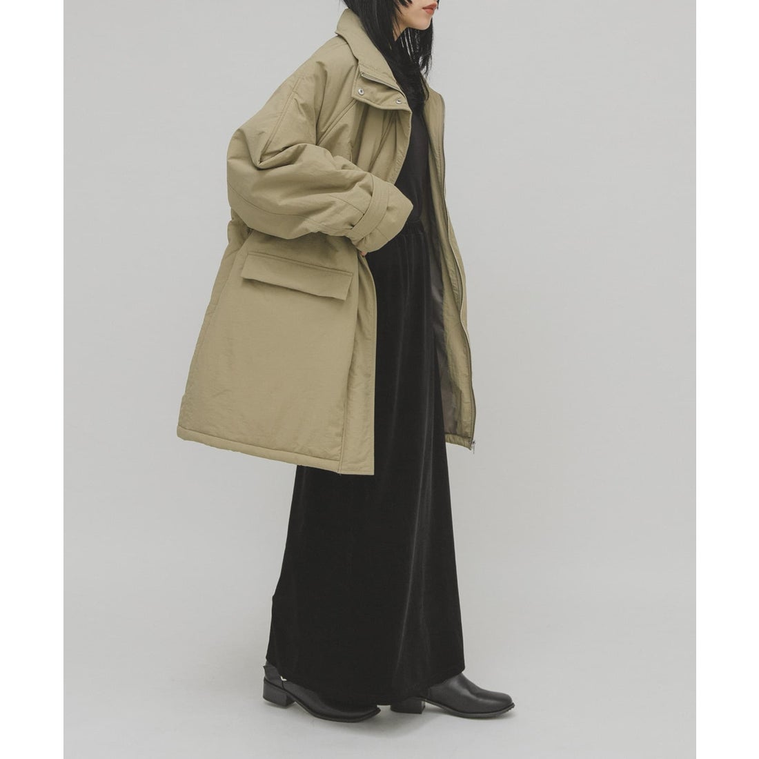 ケービーエフ KBF モンスターパテッドミドルコート （イエロー系その他