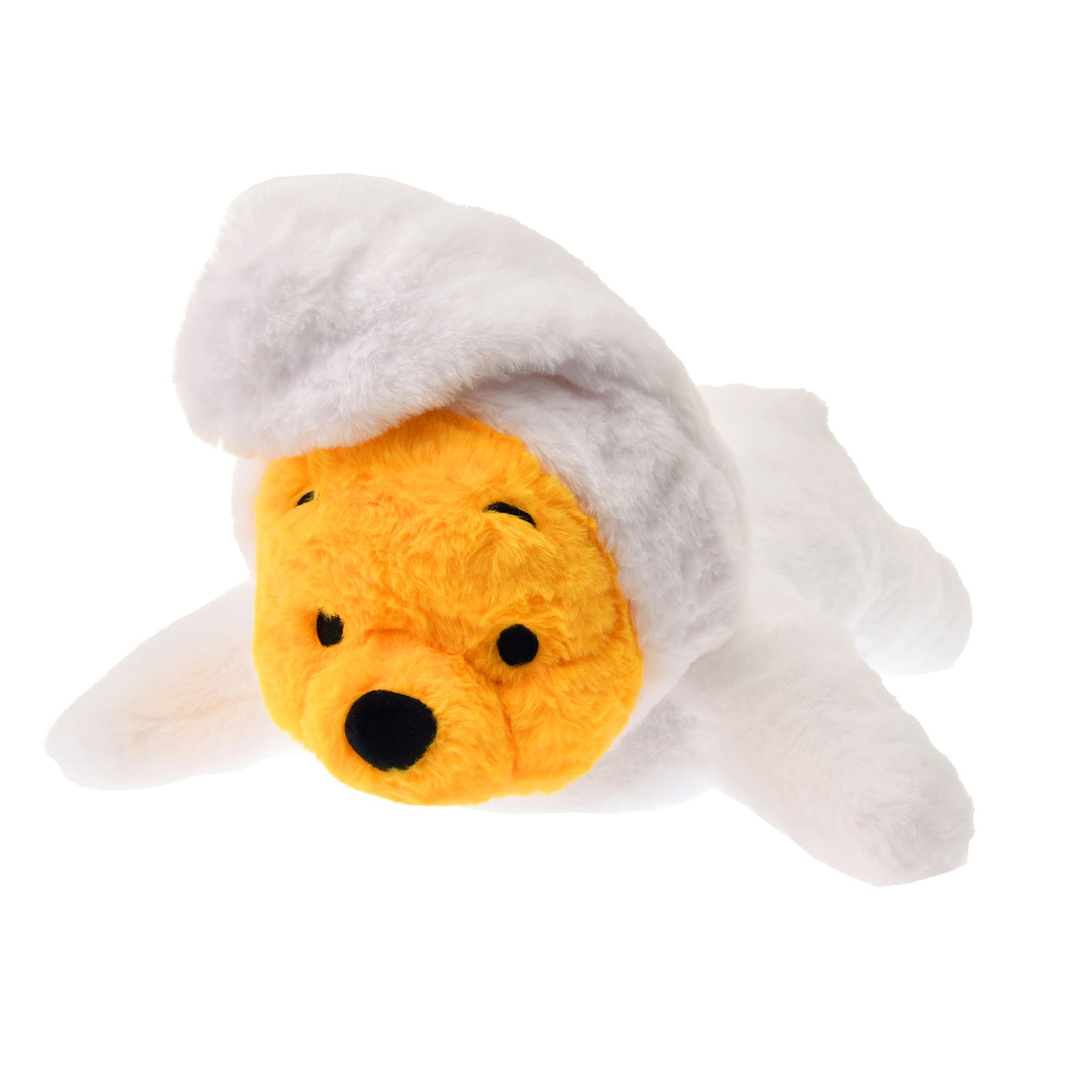 お星さま型のコスチュームを着たプーさんが可愛い♡ ディズニーストア