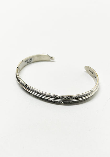 Indian Jewelry (インディアン ジュエリー) ナバホ フェザーバングル