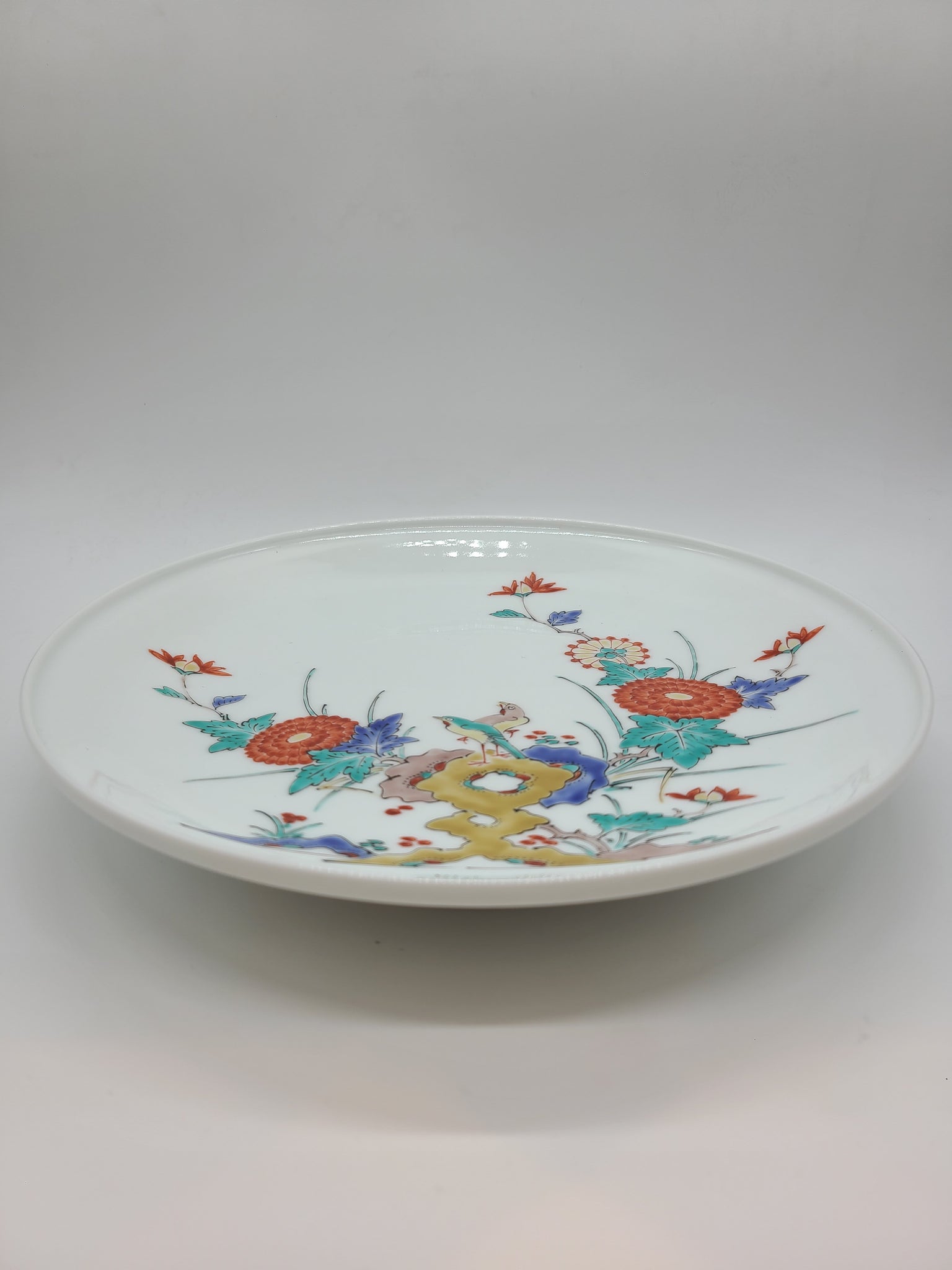 有田焼 十四代柿右衛門窯 錦牡丹鳥文額皿 – SEIKADO