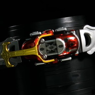 仮面ライダーカブト」変身ベルト「CSMカブトゼクターver.1.5」発表