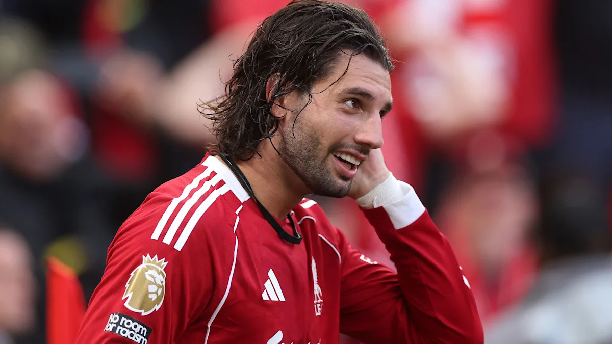 Liverpool fans react as Dominik Szoboszlai scores sensational free