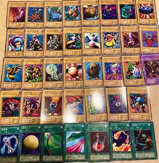 希少】遊戯王 初期 ノーマルカード まとめ売り 38枚 30枚の通販 yourm