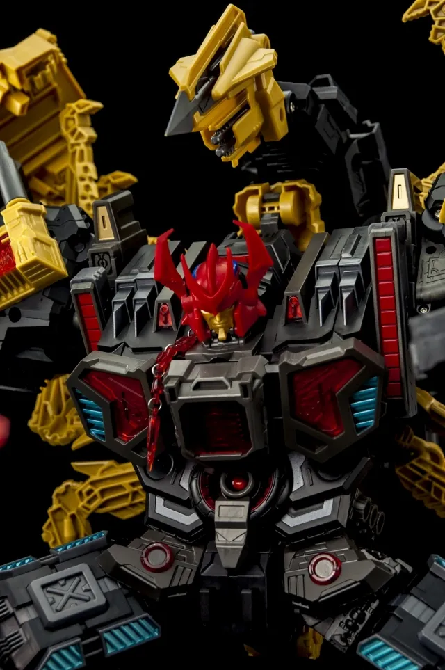 MCB03P Devil Stinger | MakeToys City Bot Series | TFsource