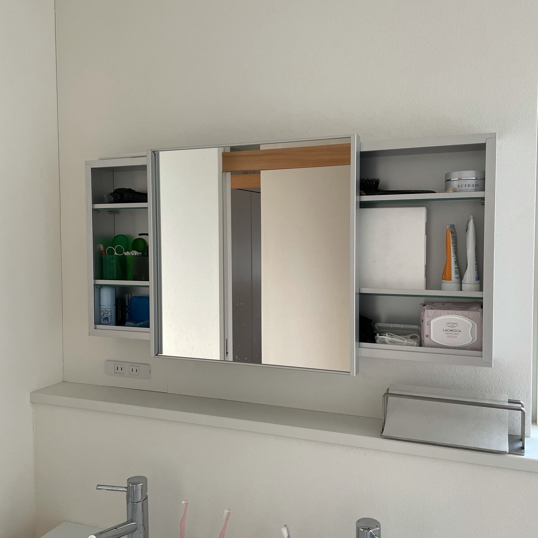 サンワカンパニーのメディシンキャビネット | skatazke