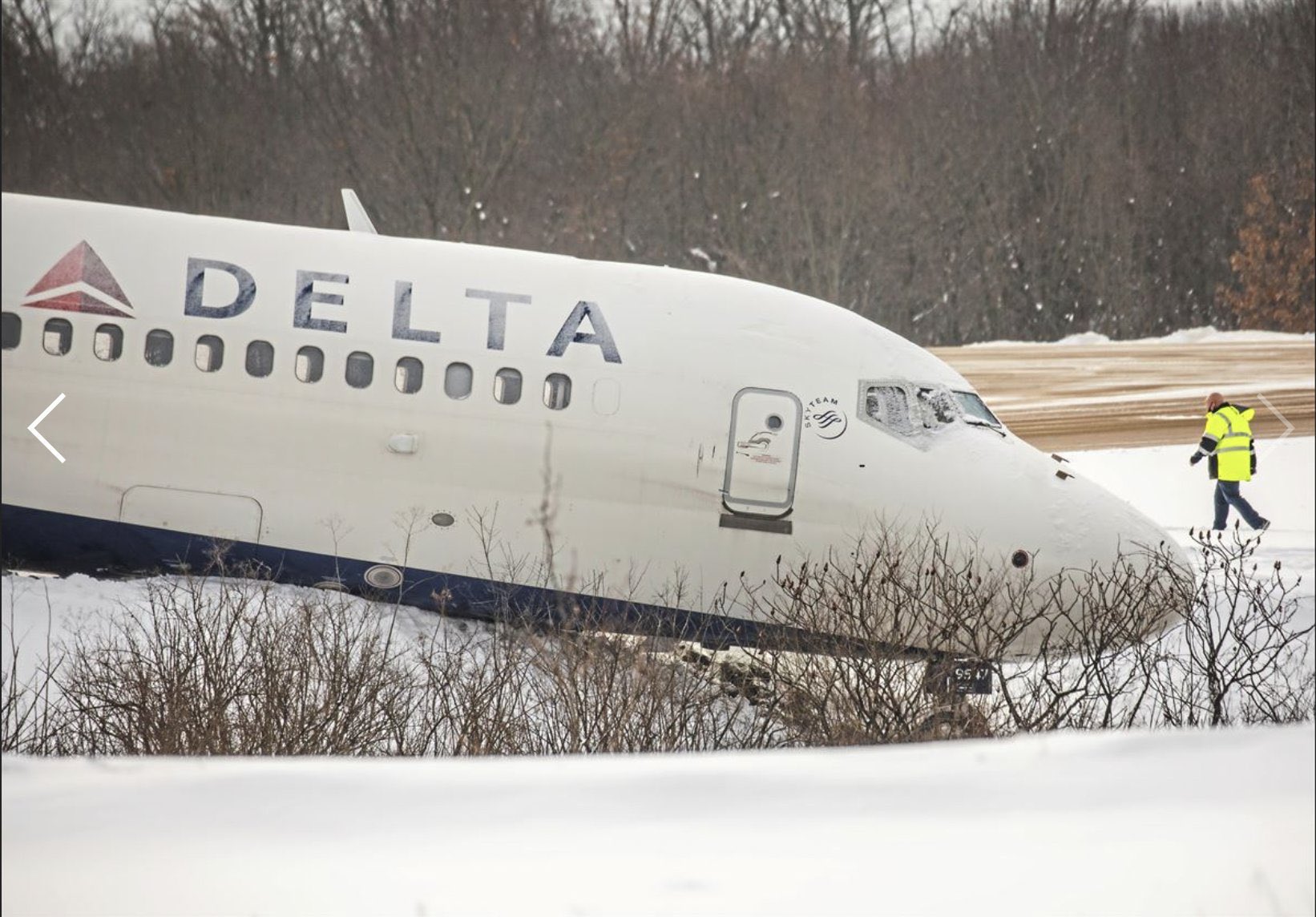 デルタ航空のB717型機がピッツバーグ国際空港で誘導路を逸脱 | sky