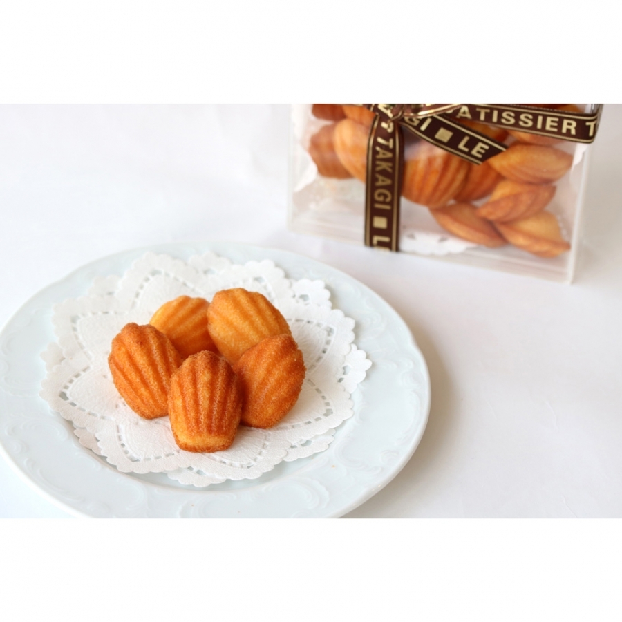 ミニョン マドレーヌ ル パティシエ タカギ