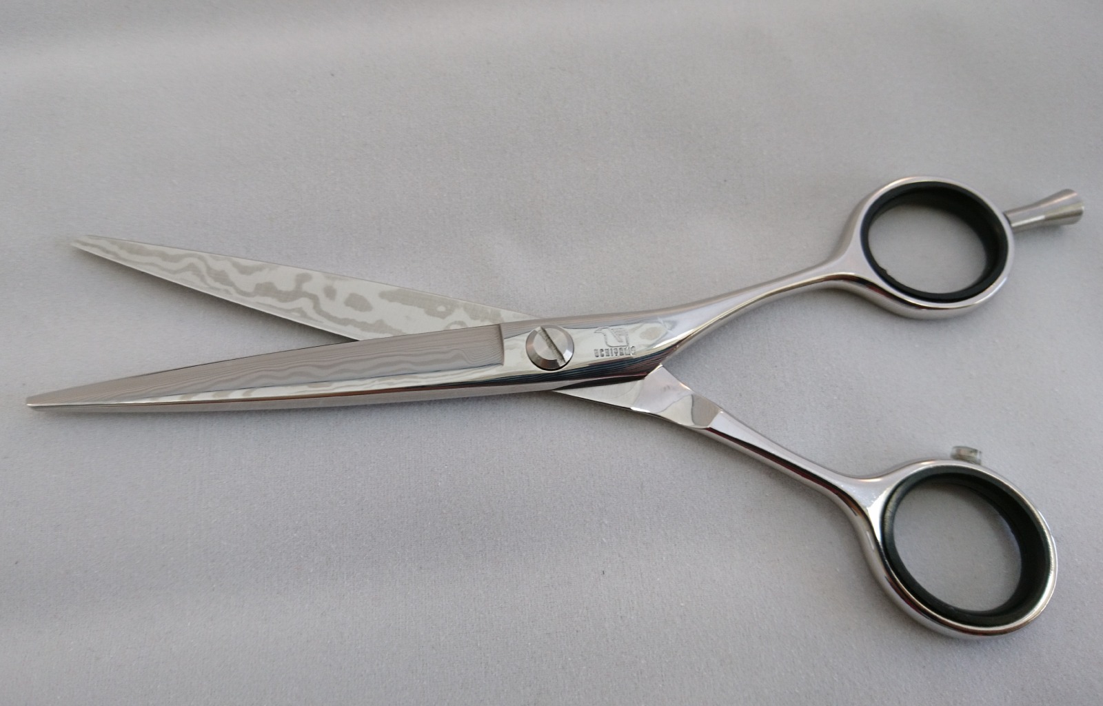 CORELESS（コアレス）ブラント | シザーズ内山特約代理店 forfelix