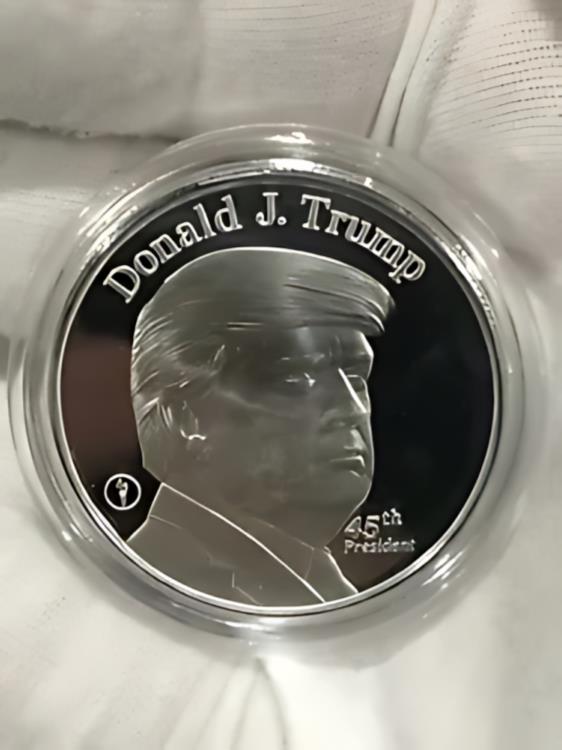 楽天市場】ドナルド・J・トランプ 1 Oz .999 Fine Silver Round Coin 1