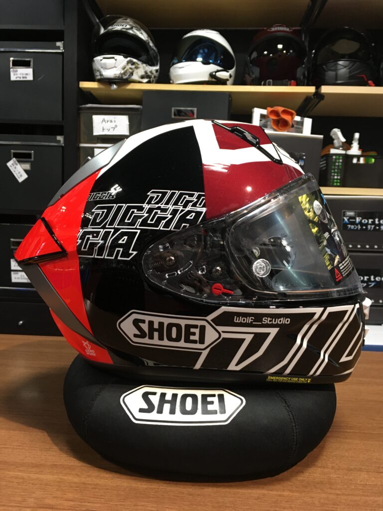 SHOEI X-Fifteen DIGGIA 2 アシンメトリーがカッコイイ | しゃぼん玉