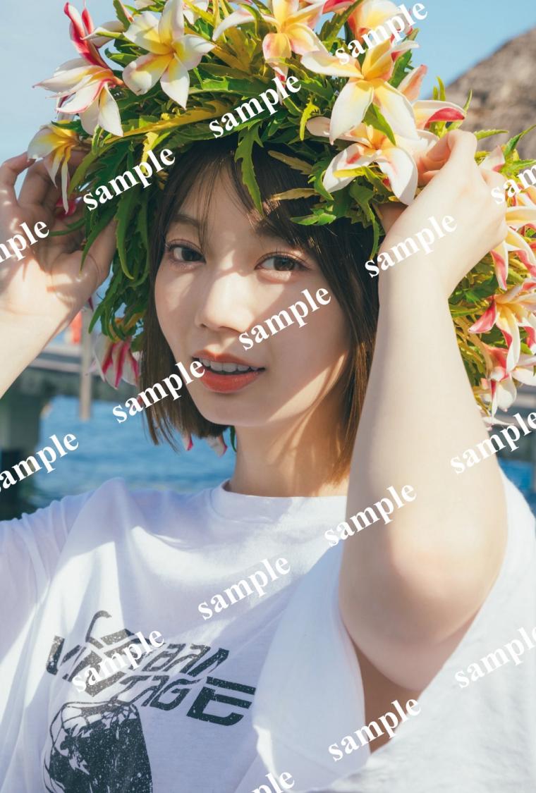 日向坂46 高本彩花1st写真集『僕の記憶の中で』の発売を記念して