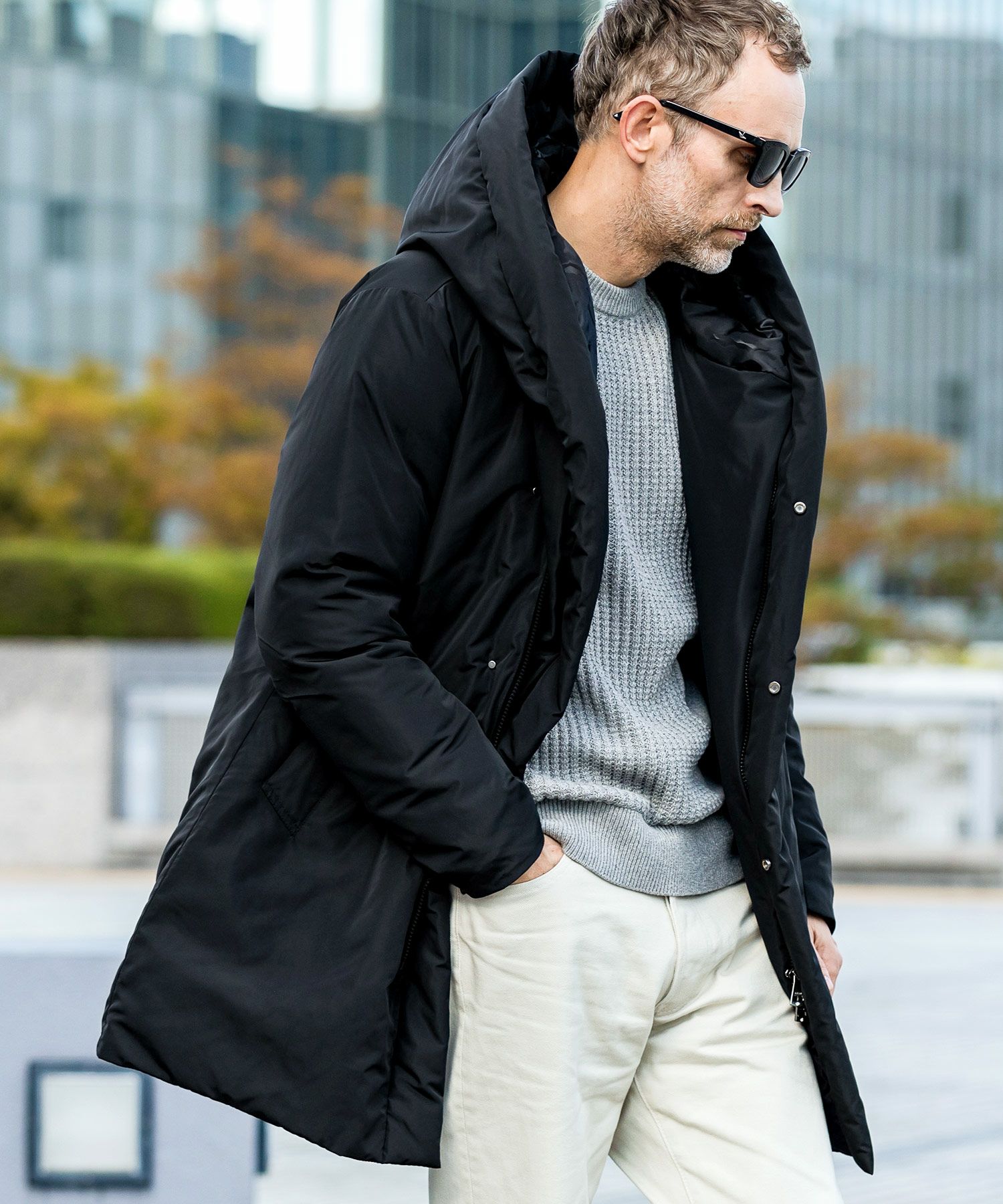 AKM Contemporary(エイケイエムコンテンポラリー)ダウンラップコート