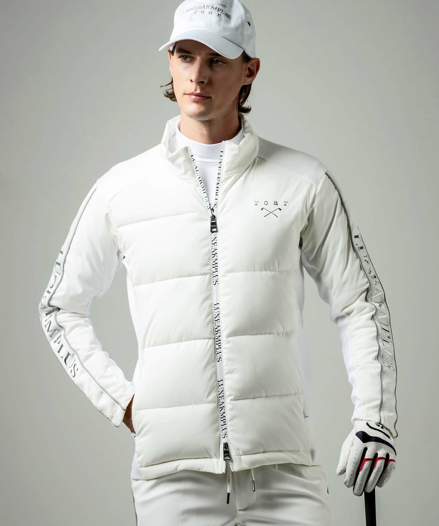 LUXEAKMPLUS×roar(リュクスエイケイエムプラス)ゴルフ スリーブロゴ