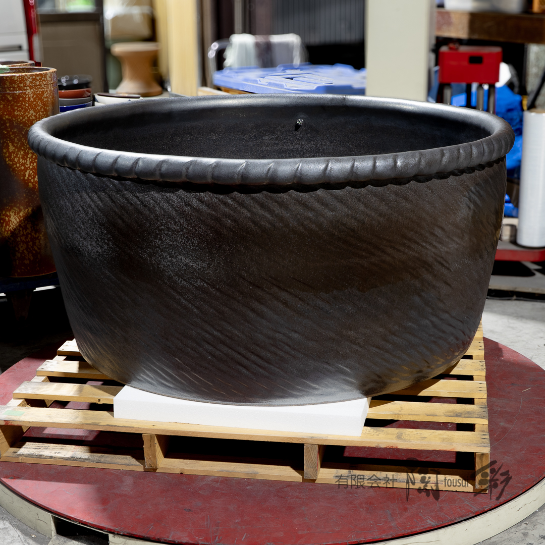 信楽焼 陶器浴槽 陶器風呂の元祖｜有限会社 陶彩