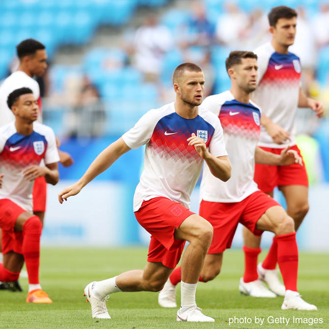 アップをするイングランド代表【スウェーデンvsイングランド：準々決勝