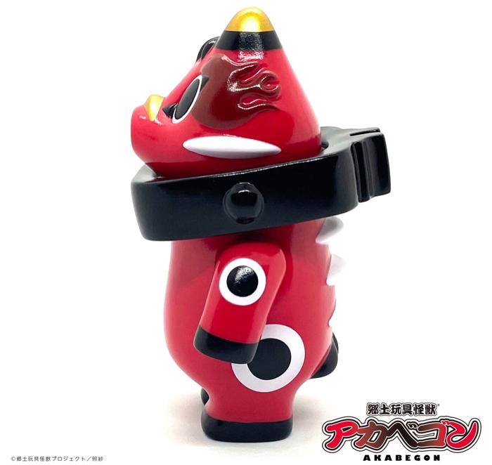 アーティスト・照紗氏の最新作「アカベゴン」の「初回オリジナルカラー