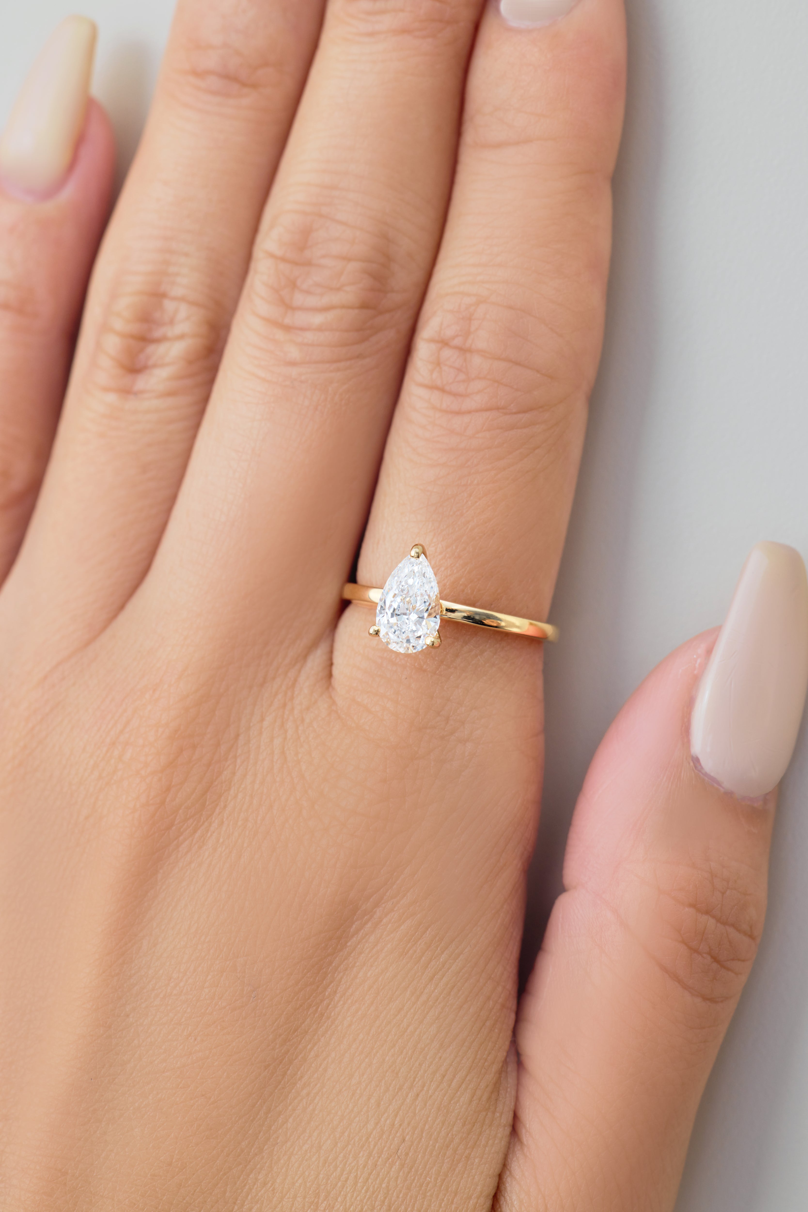 1カラットダイヤモンドリング/ペアシェイプ