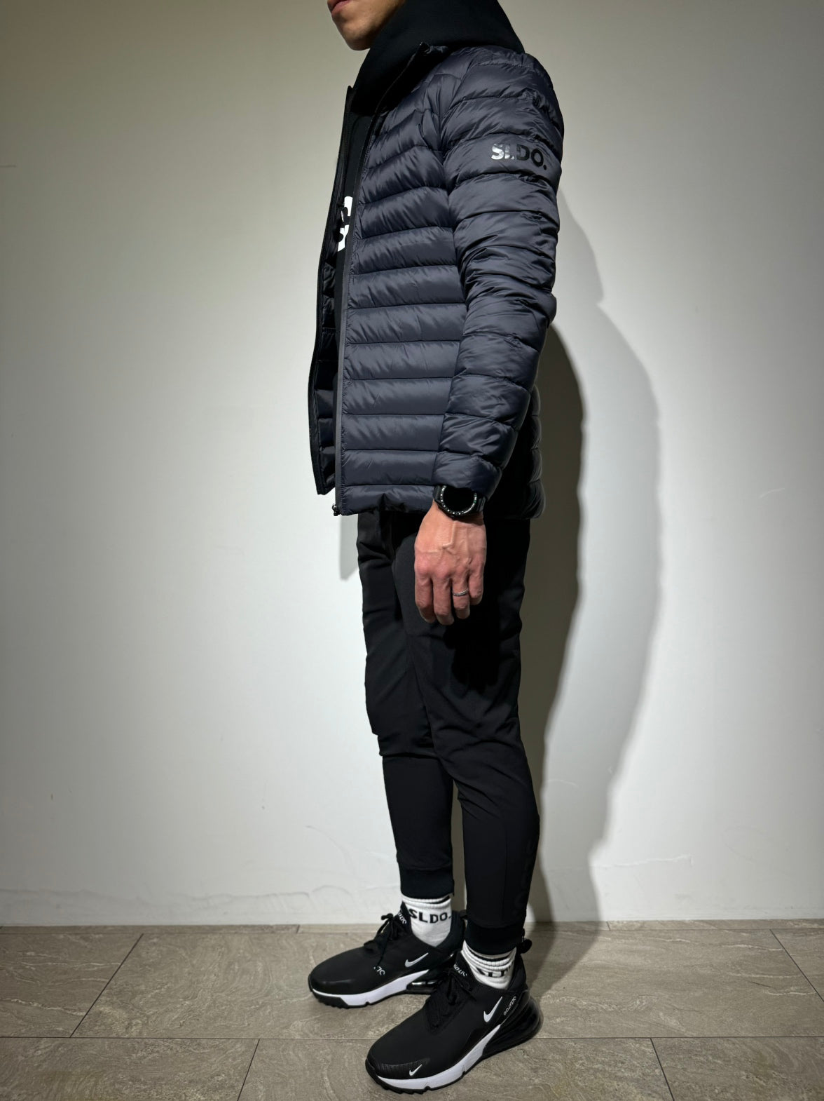 ストレッチライトダウンジャケット(UNISEX) – SLDO.