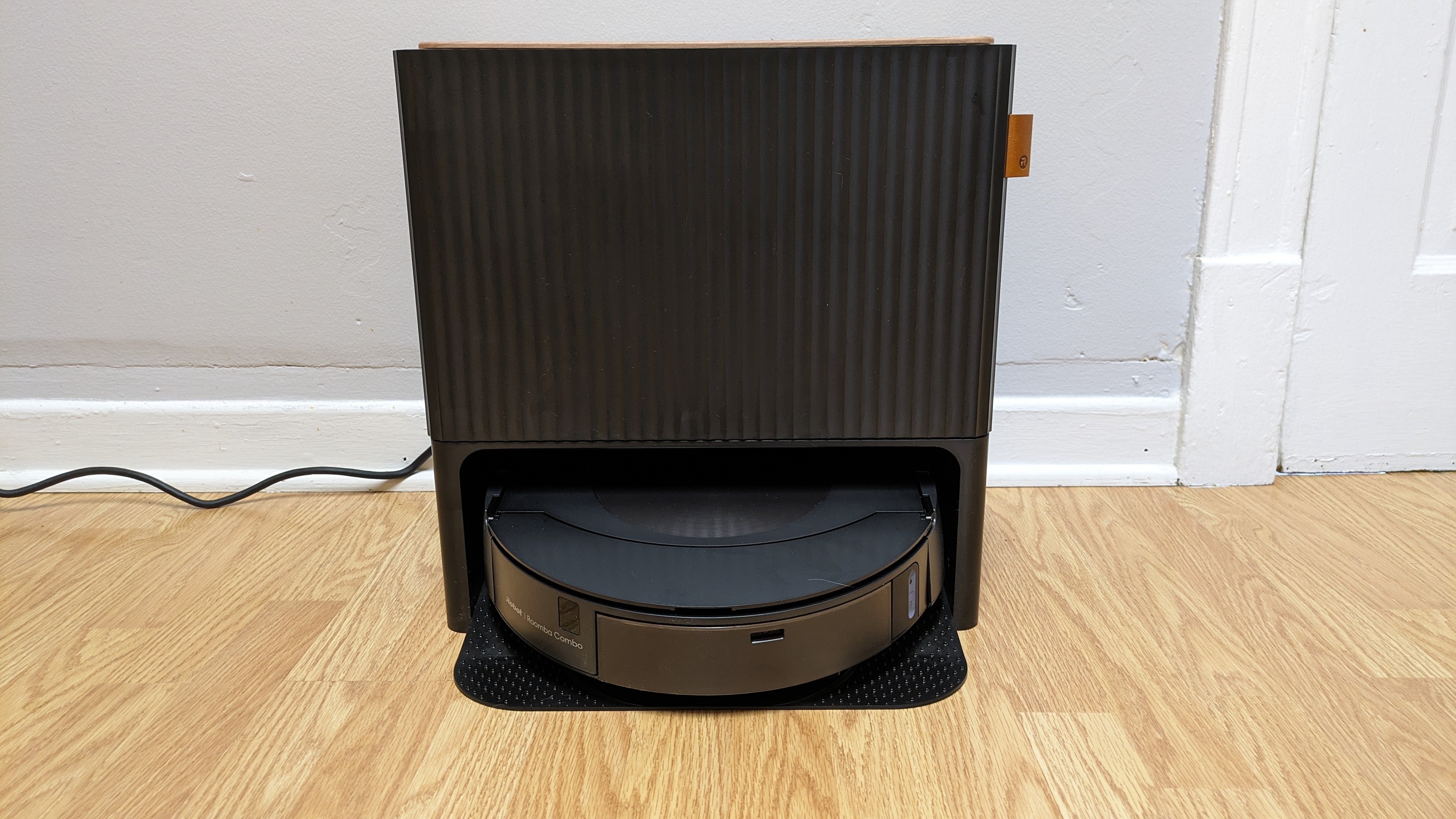 iRobot Roomba Combo j9+ - Review 2024 - PCMag Middle East