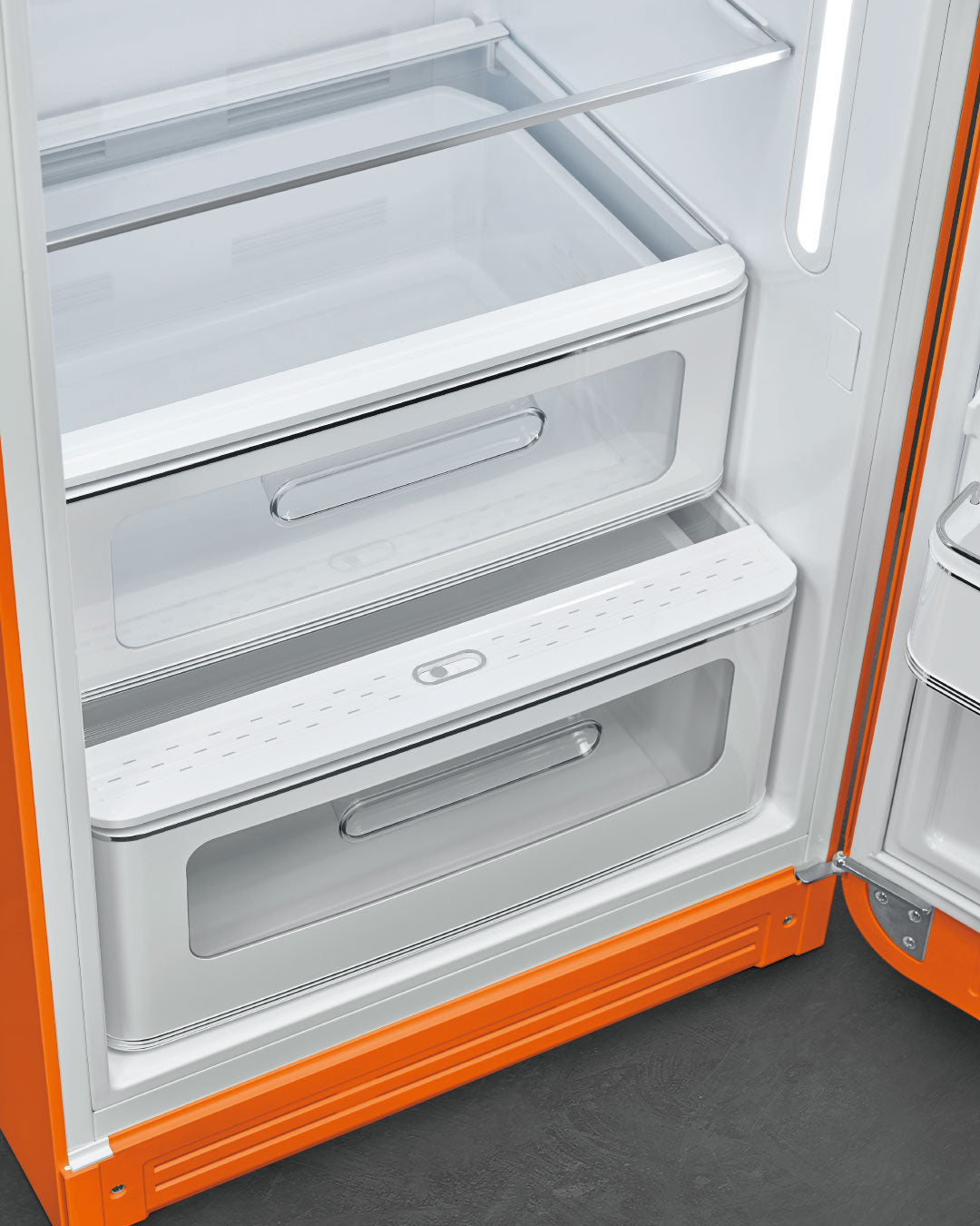 SMEG FAB28(冷蔵庫) Orange(オレンジ) | SMEG (スメッグ) 日本総輸入