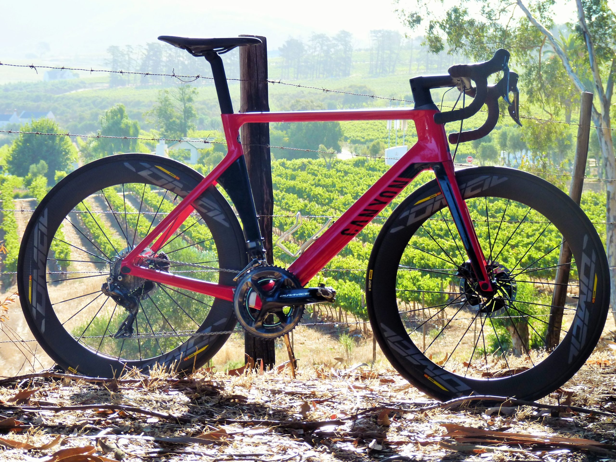 Canyon AEROAD CF SLX 9.0 DI2 Review – The Fast German | Spark Bike
