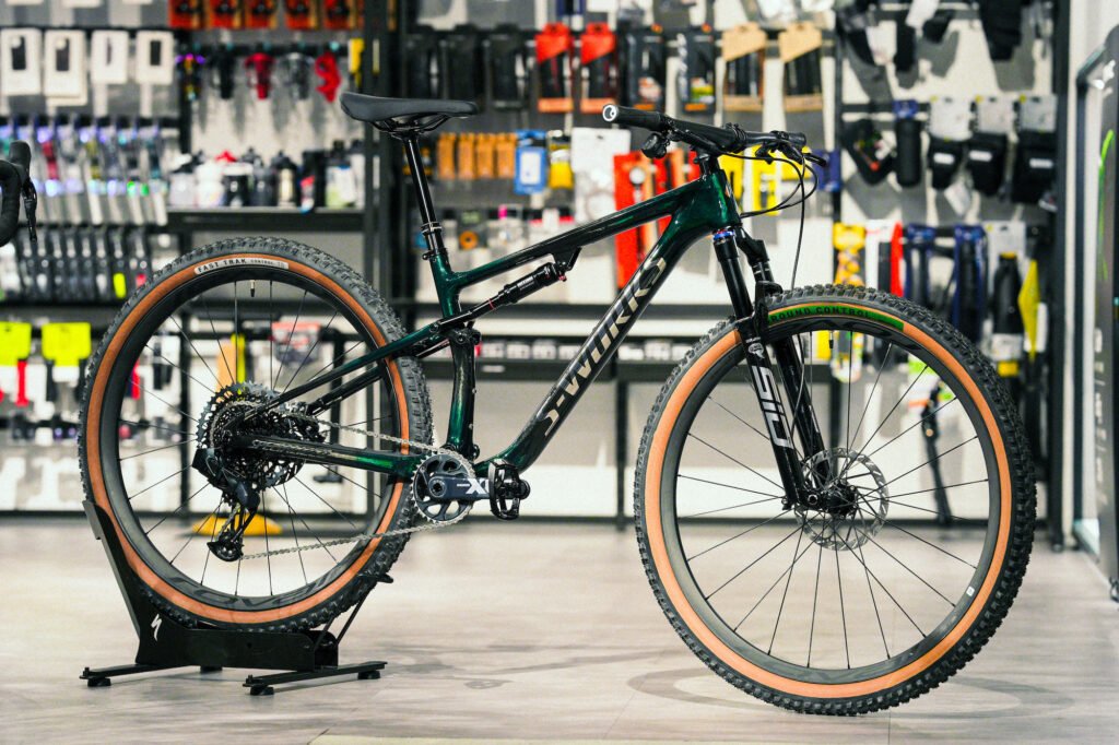 S-WORKS EPIC FRAMESETのフレーム組みを承りました