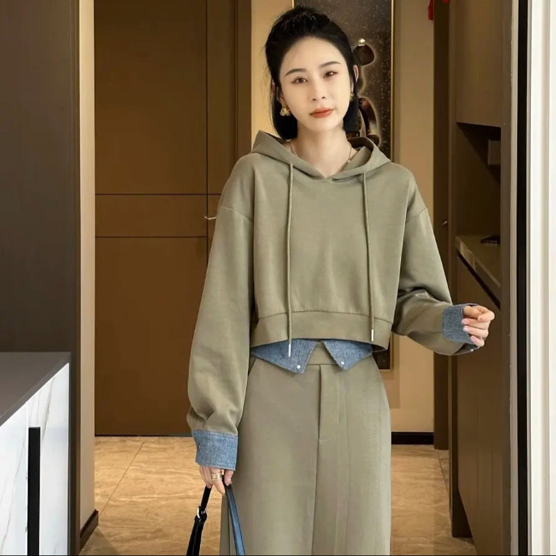 ショート丈パーカー×ロングスカートスウェットセット(2colors) (緑・黒