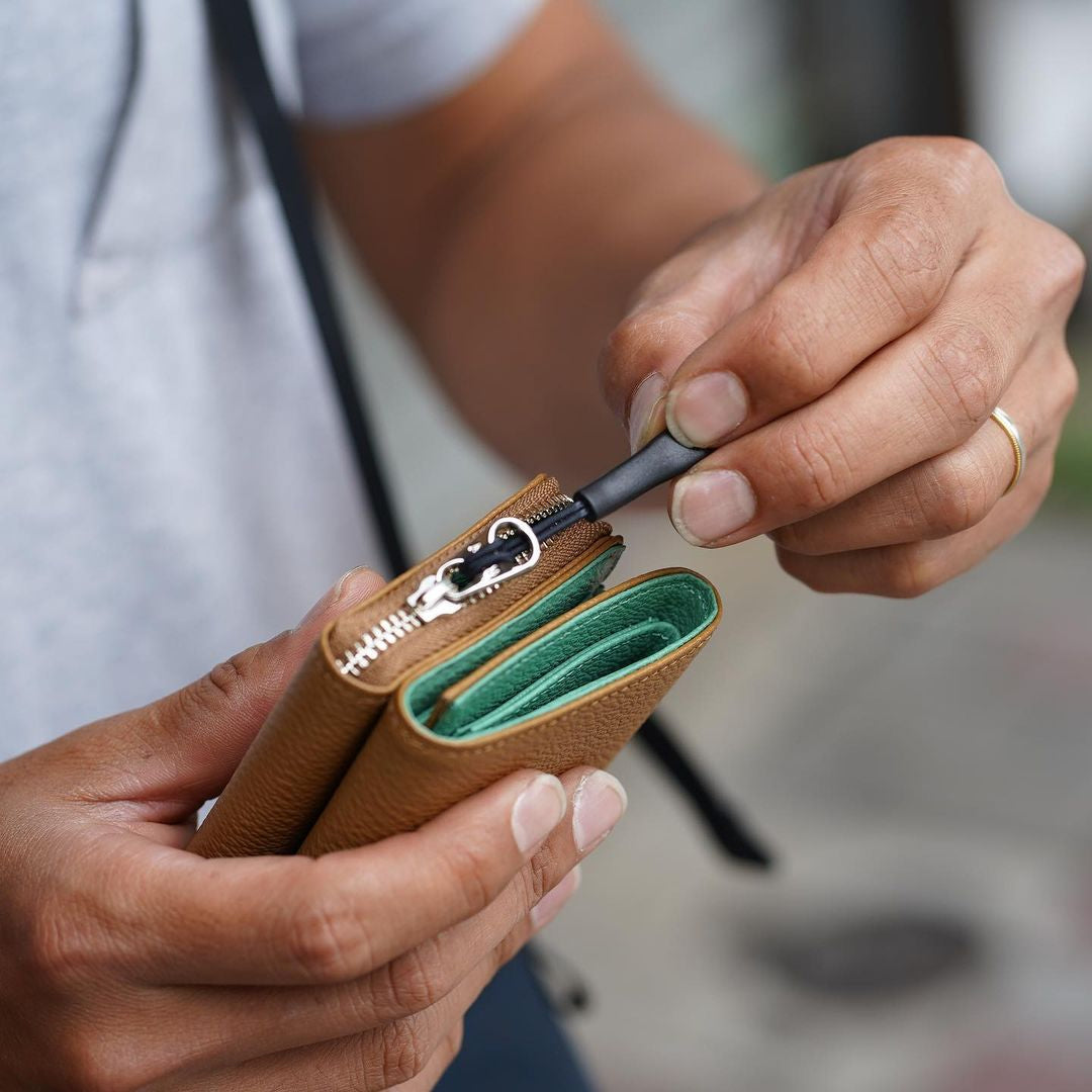 RawLow Mountain Works / Hillary Wallet（三つ折り札入れ） – 京都の