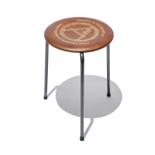 RESEARCH | HOLIDAYS in The MOUNTAIN 157 - Round Stool - A Wreath