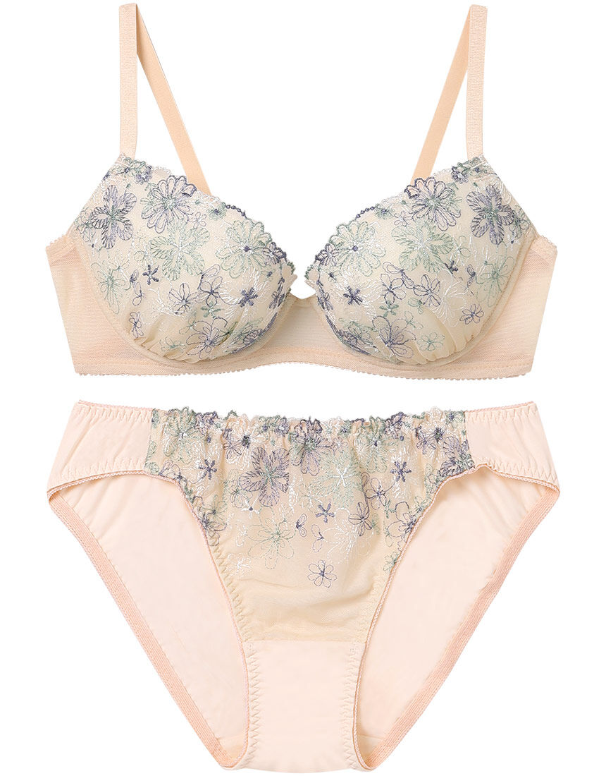 kuma様 リクエスト 3点 まとめ商品 ワコール アンフィ アンフィ ブラ