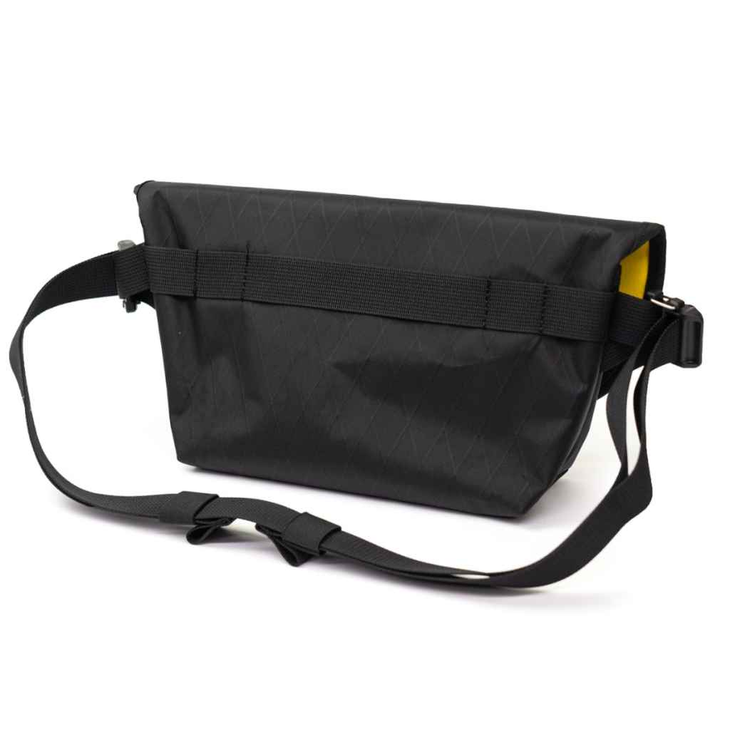 BLUE LUG* hip messenger (x-pac black) - BLUE LUG ONLINE STORE