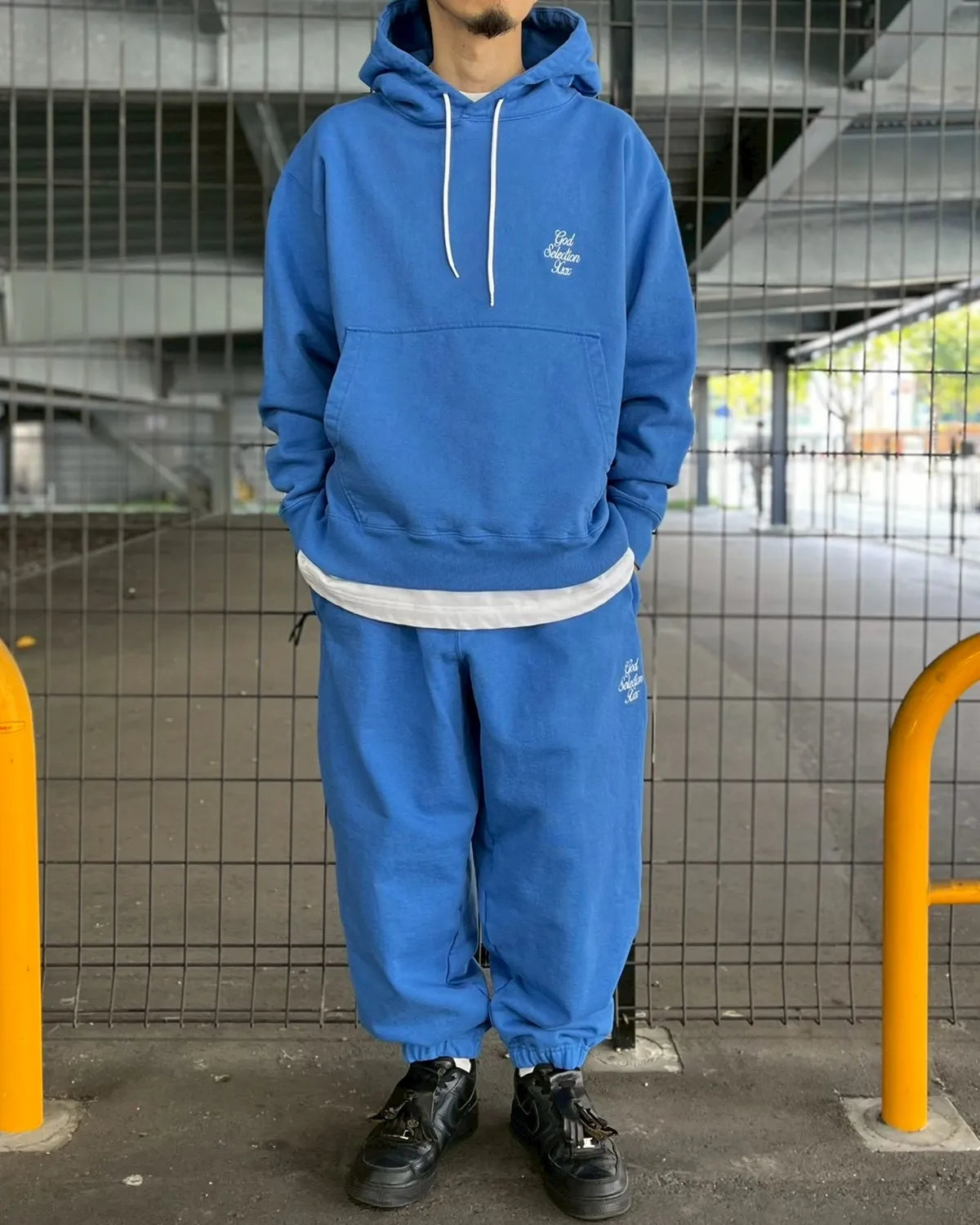 GOD SELECTION XXX(ゴッドセレクショントリプルエックス) / HOODIE