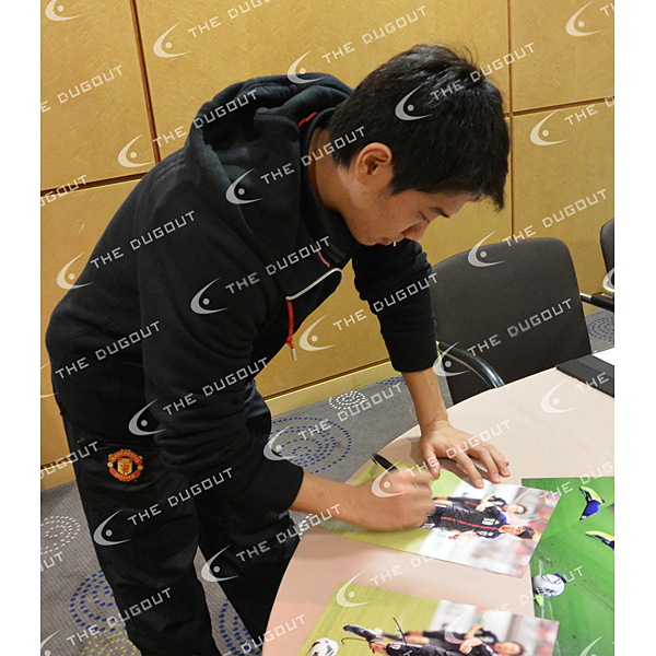 香川真司 直筆サイン入り日本代表13/14フォト TDSD20211: その他