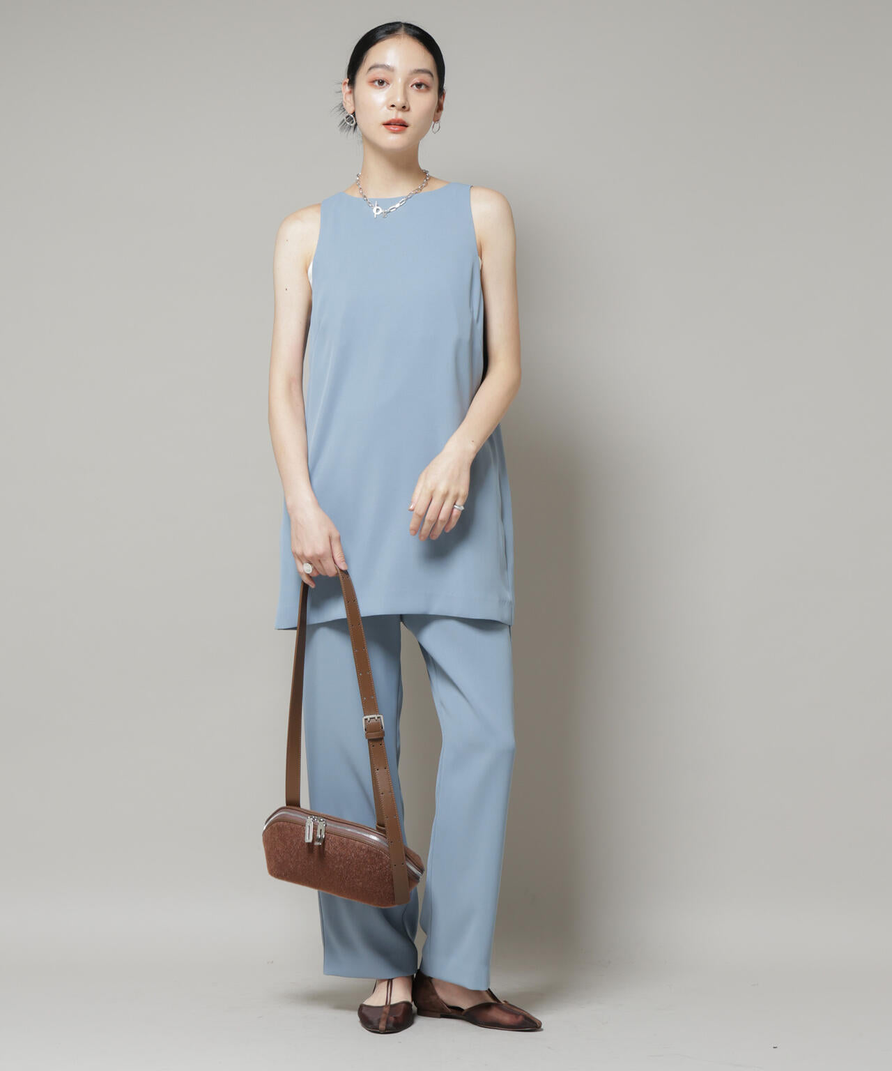 ダブルクロス ノースリーブ ブラウス ×パンツ セットアップ