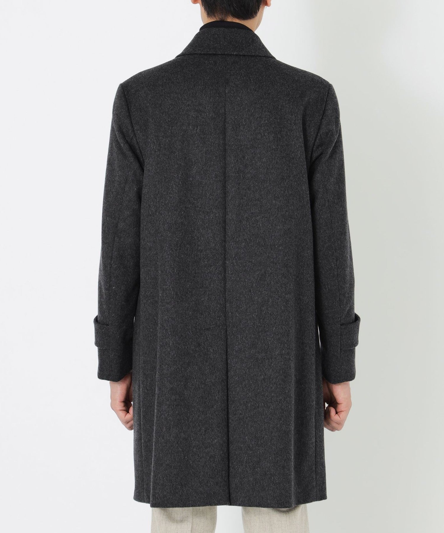 SANYOCOAT｜雨を凌いで上質を纏うレインウールの品格｜SANYOCOAT