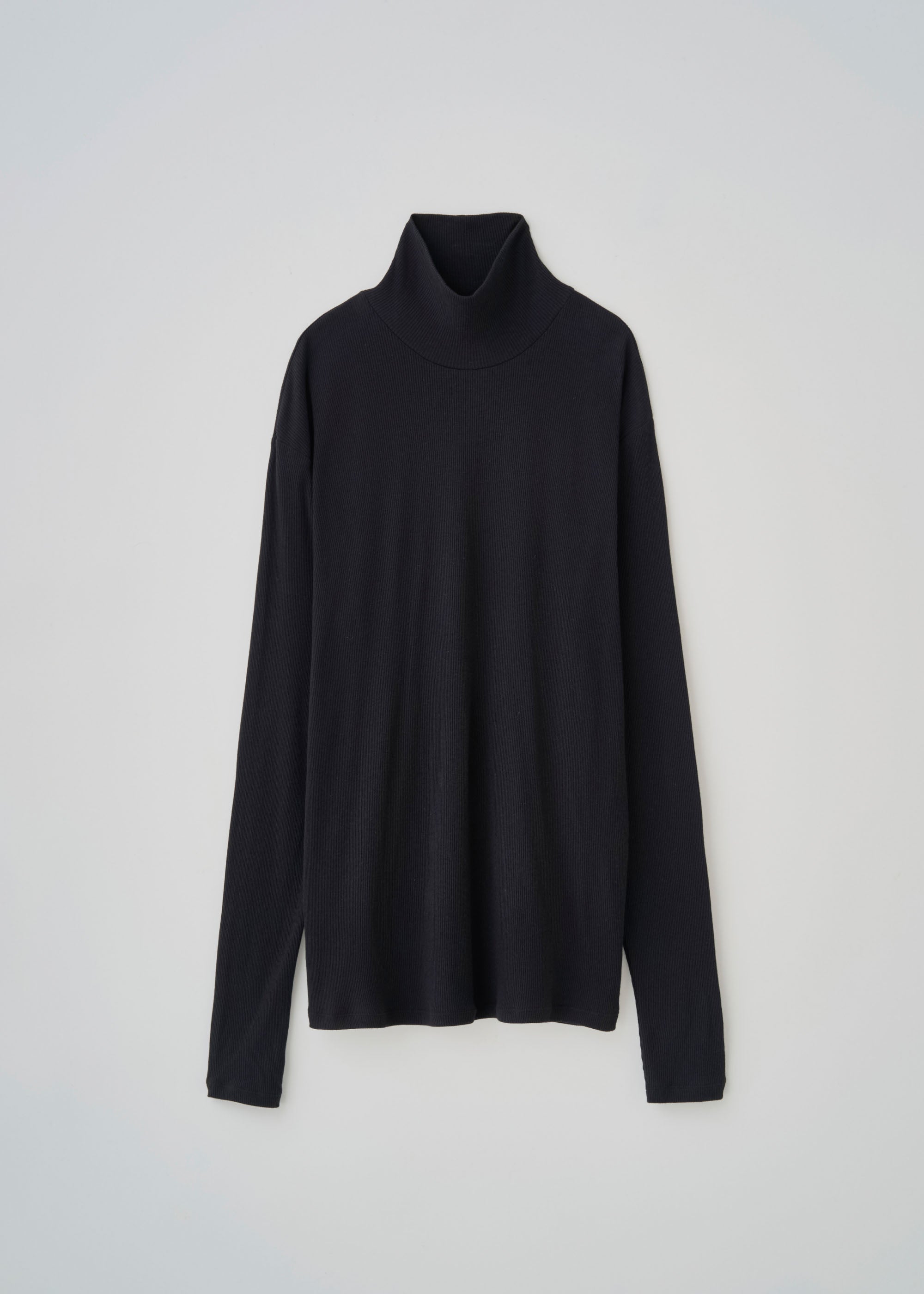 カシミヤ混タートルネックカットソー（リラックスフィット）｜SOÉJU k