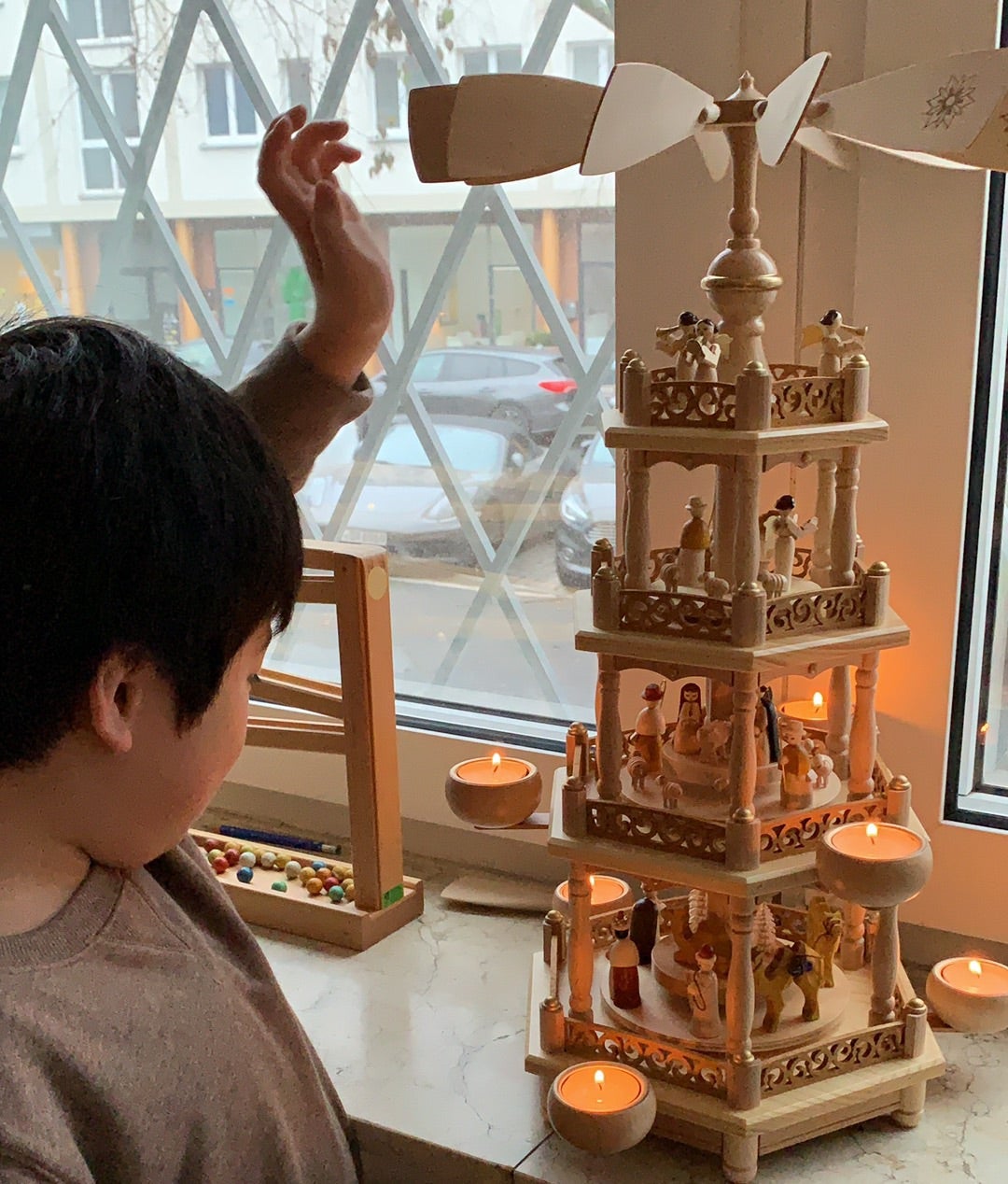 ついに！クリスマスピラミッドを購入！ | ピアノオンラインレッスン