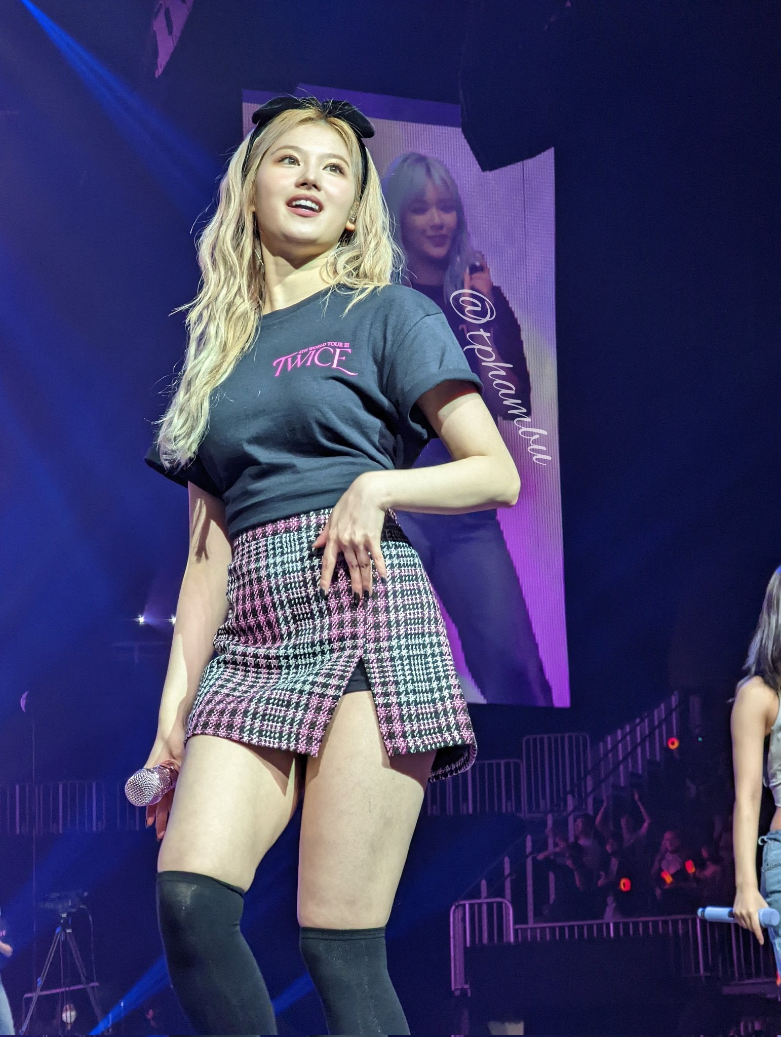 220225 TWICE サナ『2022 4th WORLD TOUR Ⅲ』アトランタ【画像】 | K