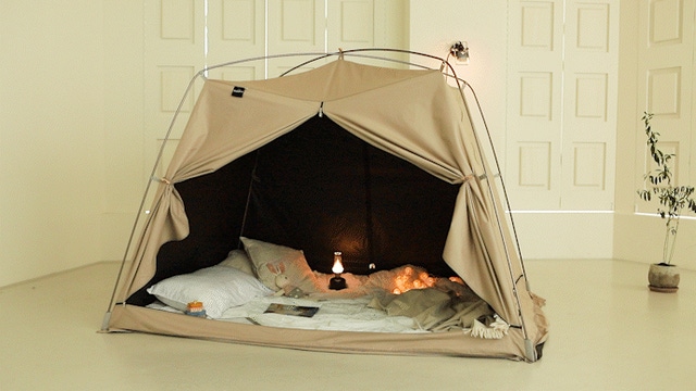 暗幕の安らぎと暖房の快適さが調和、特別な空間を演出。「SLEEP24