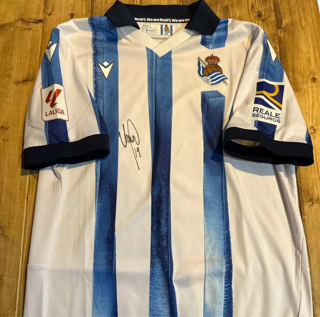 2026年最新】久保建英 ユニフォームサインの人気アイテム - メルカリ