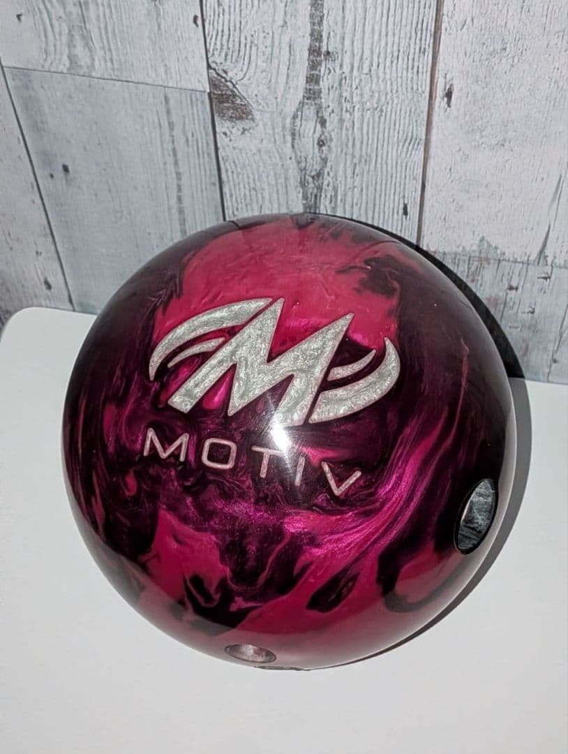 15ポンド MOTIV THRILL スリル ボウリング ボール - メルカリ