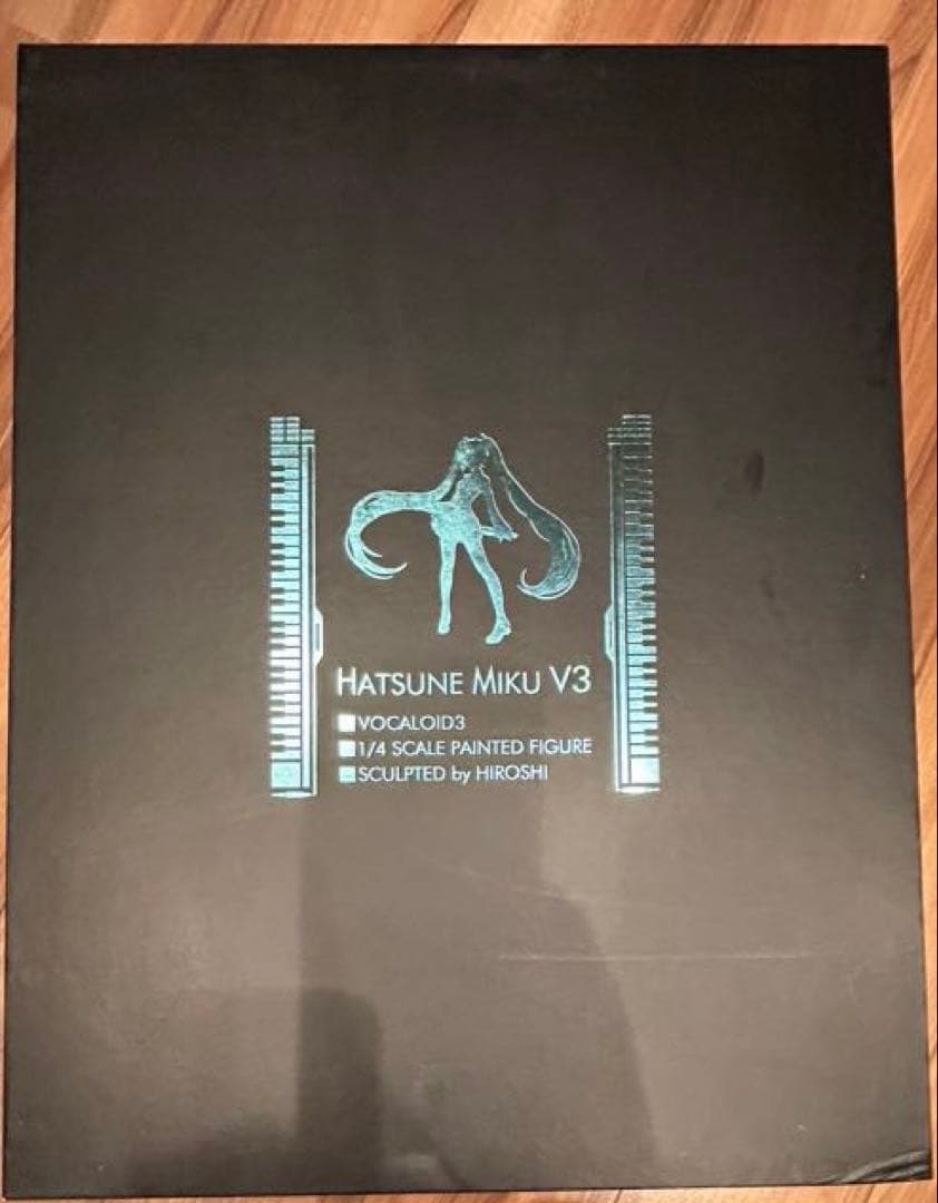 初音ミク V3 1/4スケール フィギュア【初版】開封済み 未使用
