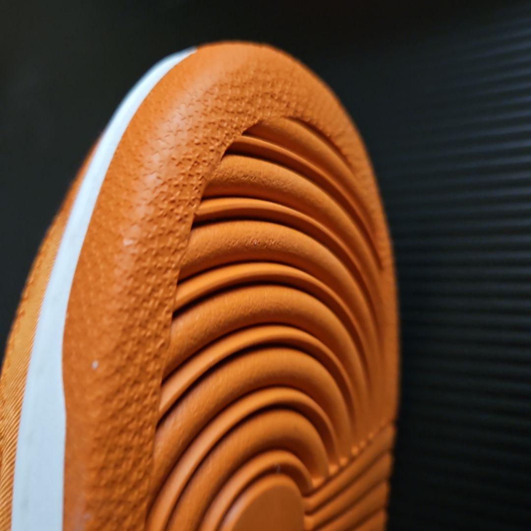 未使用❕NIKE ダンク HI レトロ SE DV7223-800　27.5cm