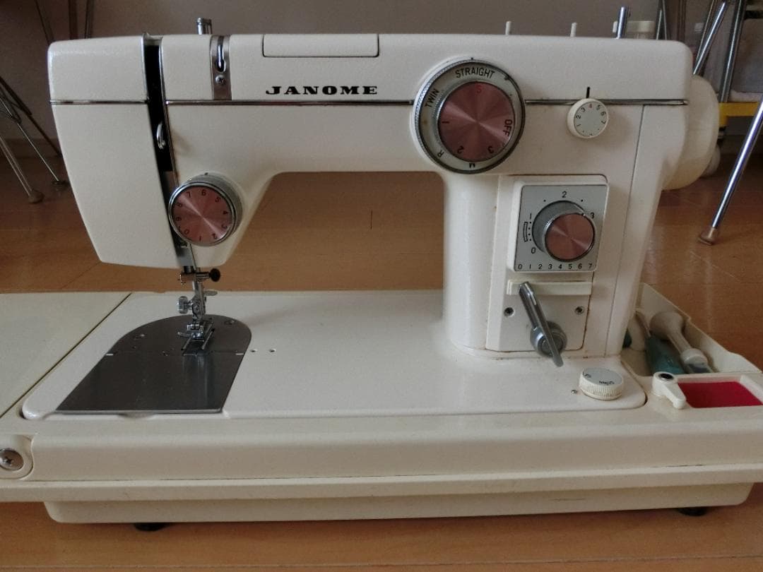 ジャノメミシン MODEL 802 昭和レトロ - メルカリ