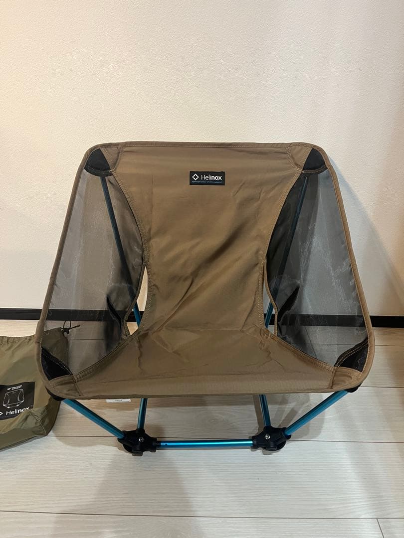 Helinox グランドチェア ヘリノックス グラウンドチェア レビュー。地べた感覚が味わえる超軽量