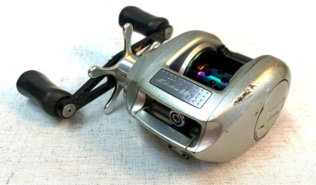 シマノ 00スコーピオンメタニウムMg 右巻き ハンドルZPI