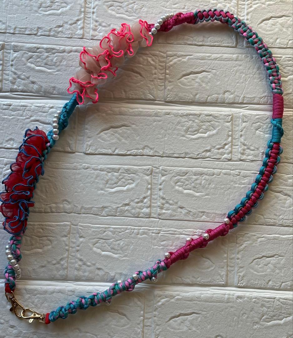 mami♪様専用・*:.ღパラコードスマホストラップの通販はau PAY