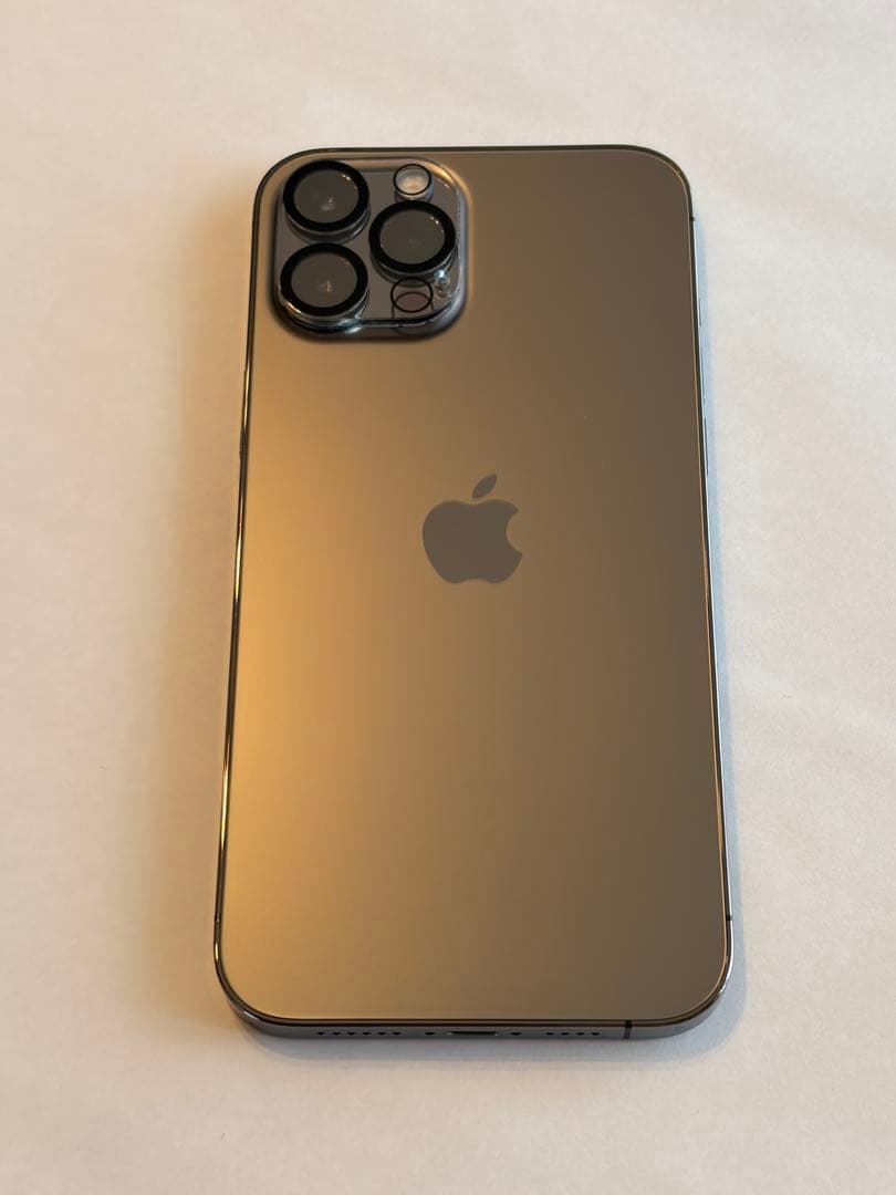 iPhone 12 ProMaxグラファイト 256GB フィルム、ケーブル付き - メルカリ