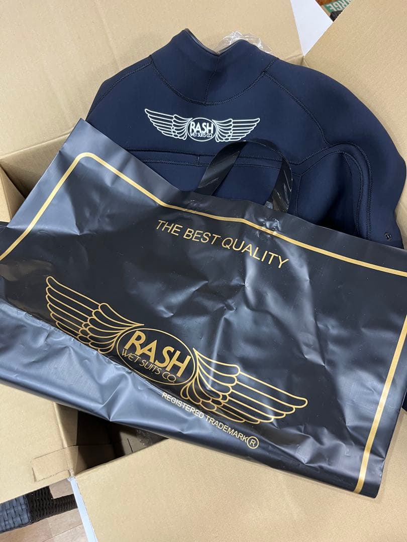 ★新品★73,700円　RASH ラッシュウェットスーツ　3.5mm フルスーツ
